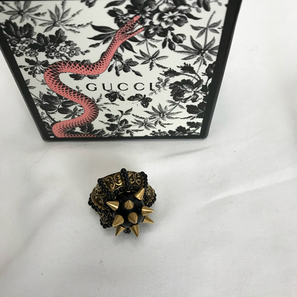 Gucci  Runway Ring with Black Orb & Spikes - Picture 9 of 10